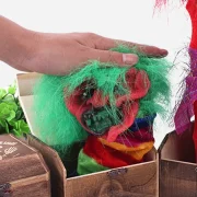 صندوقچه وحشت صندوقچه جادوگر پرشی چوبی شوخی و سنسوردار دنیای سرگرمی های کمیاب - تصویر 6